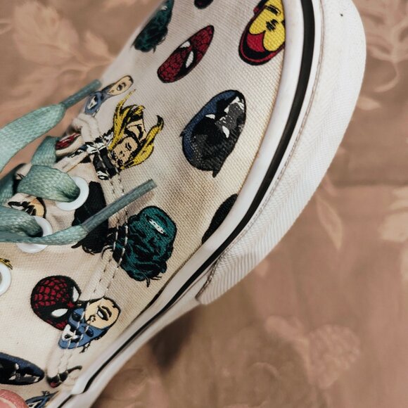 Vans Marvel x Authentic Avengers Off White Canvas Shoes, M 6, W 7.5, Used - Picture 10 of 16